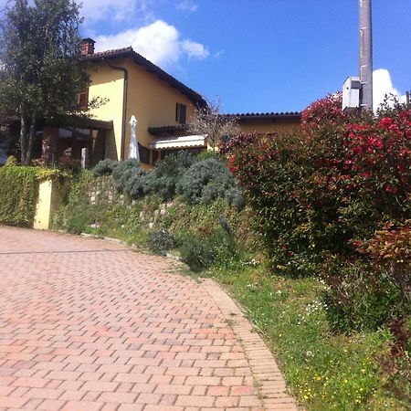 Agriturismo Tre Tigli Asti Exteriér fotografie